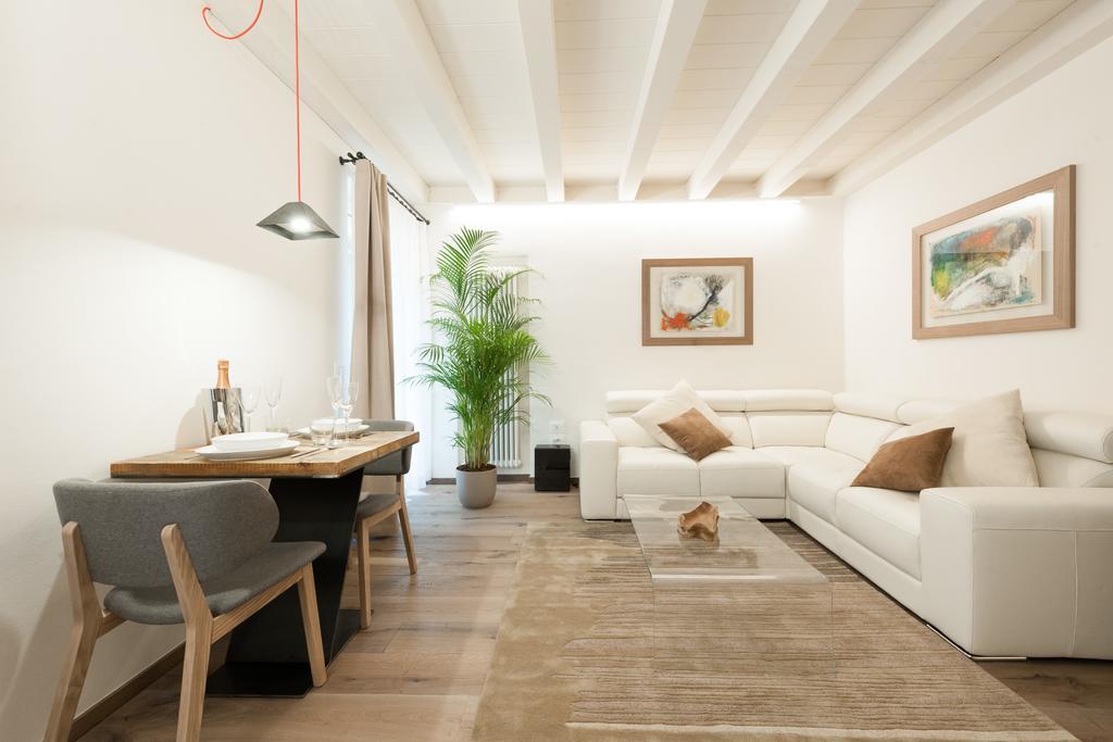 Verona Suites Екстер'єр фото
