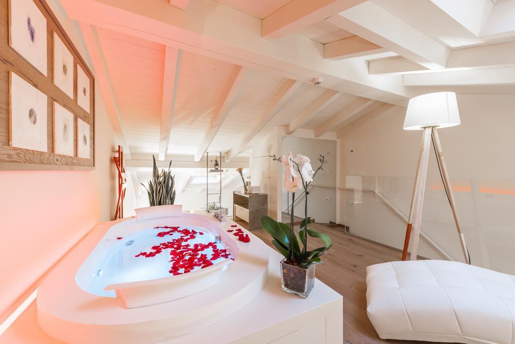 Verona Suites Екстер'єр фото